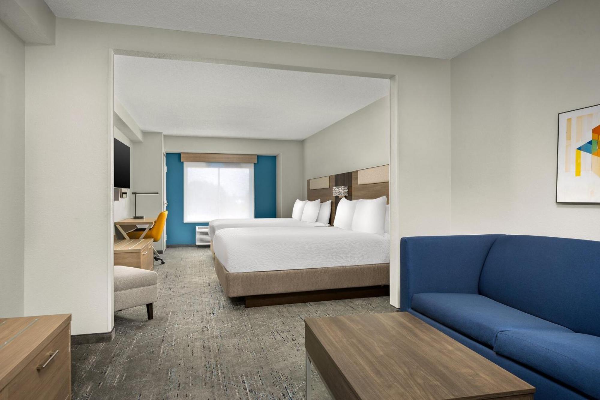 Holiday Inn Express Hotel & Suites Greensboro - Airport Area By Ihg Esterno foto