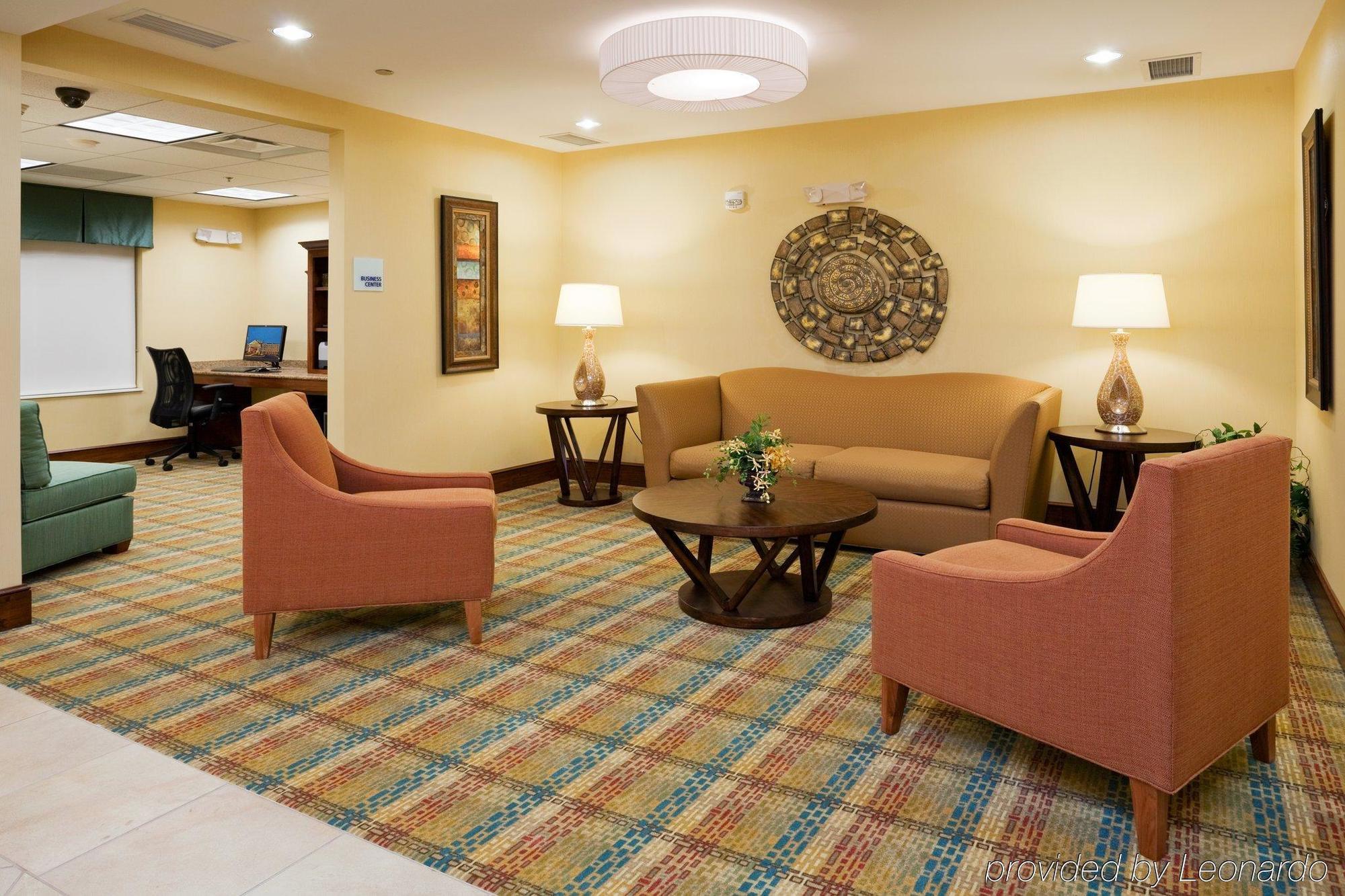 Holiday Inn Express Hotel & Suites Greensboro - Airport Area By Ihg Esterno foto