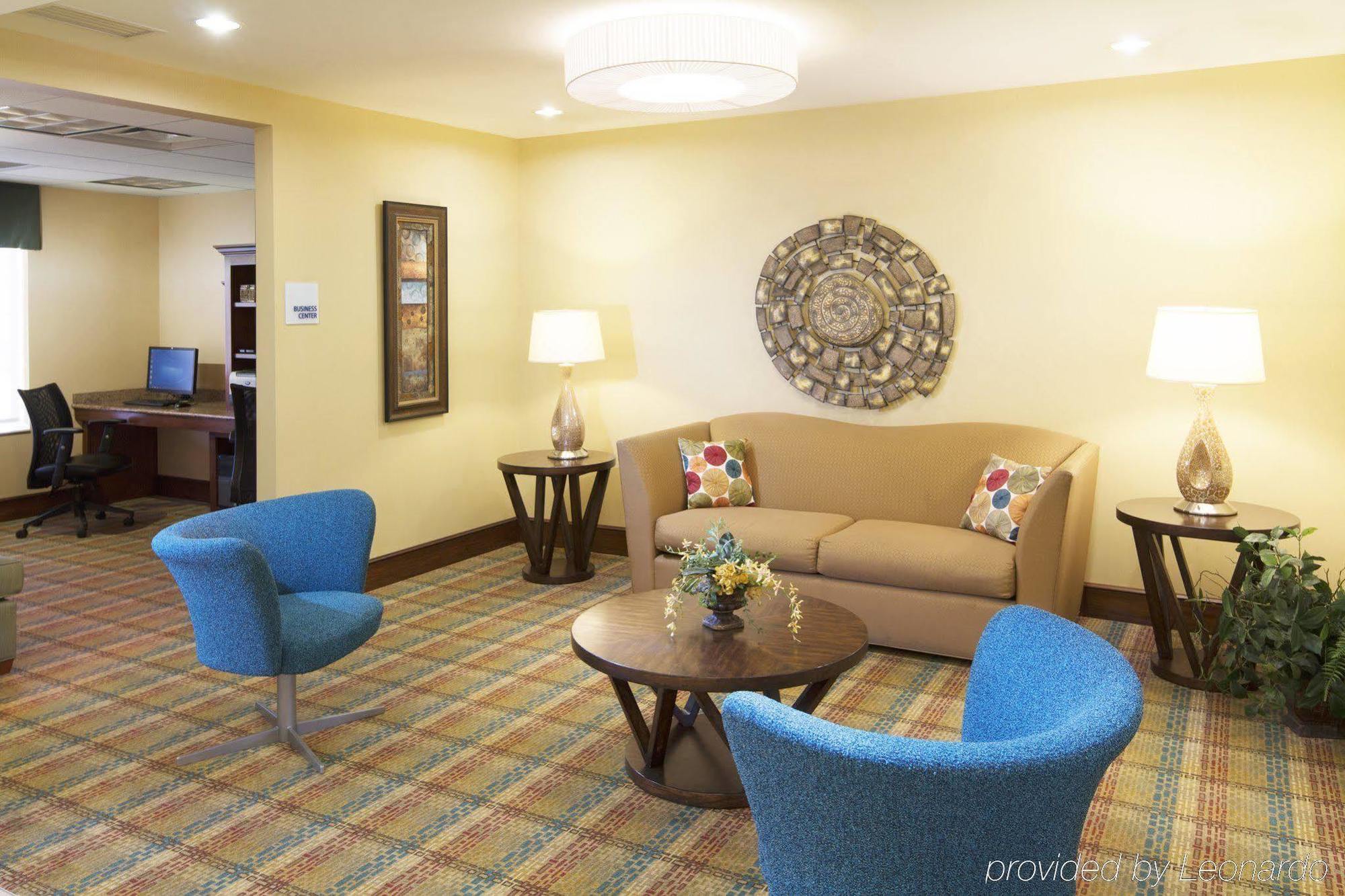 Holiday Inn Express Hotel & Suites Greensboro - Airport Area By Ihg Esterno foto